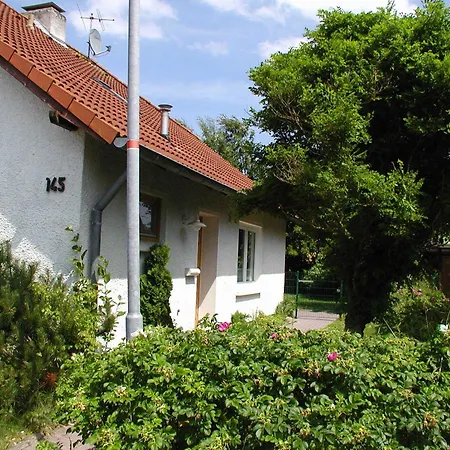 Holiday home Haus Deichblick 1