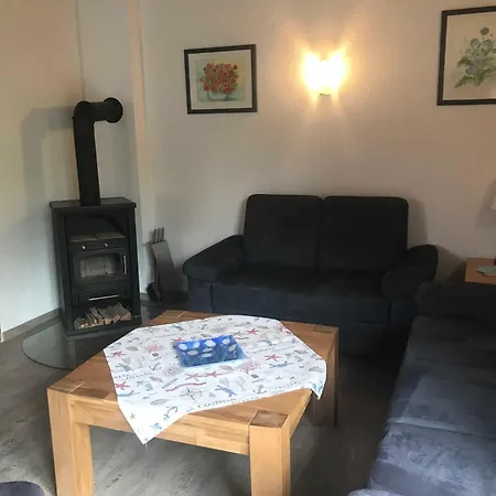 Haus Deichblick 1 בית נופש הוקזיל